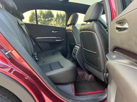 Cadillac XT4
