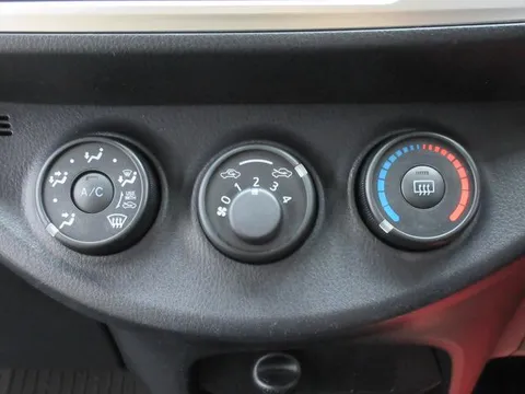 Toyota Yaris (Vitz)