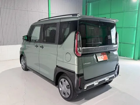 Mitsubishi Delica Mini