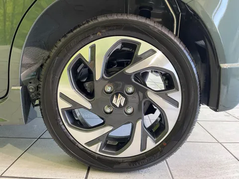 Suzuki Spacia Custom