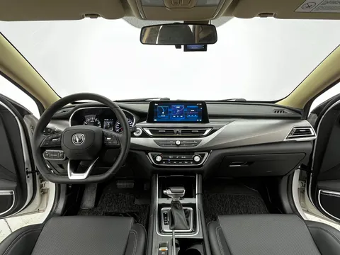 Changan Raeton CC