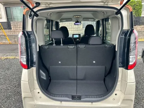 Mitsubishi eK X Space