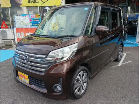 Nissan Dayz Roox