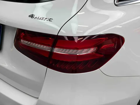 Mercedes-Benz Mercedes-Benz GLC