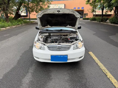 BYD F3