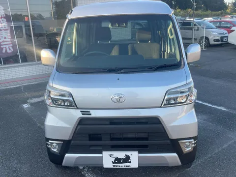 Toyota Pixis Van