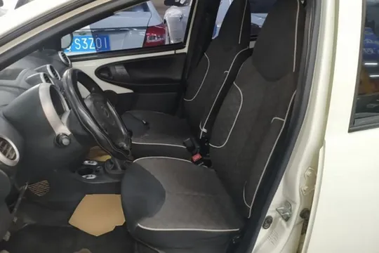 BYD F0