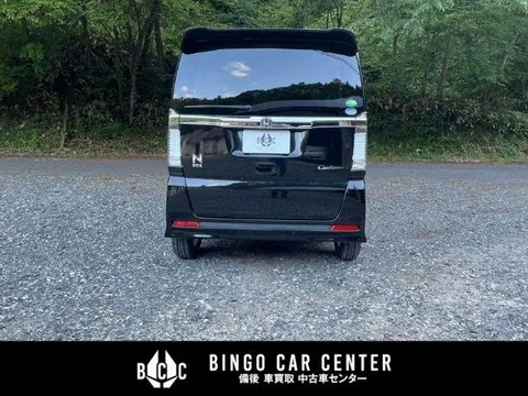 Honda N-BOX Custom