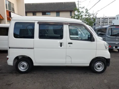 Daihatsu Hijet Cargo