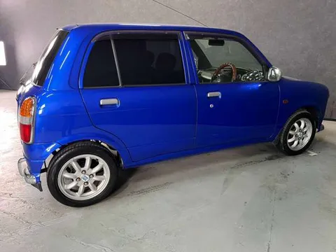 Daihatsu Mira Gino