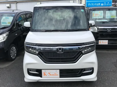 Honda N-BOX Custom