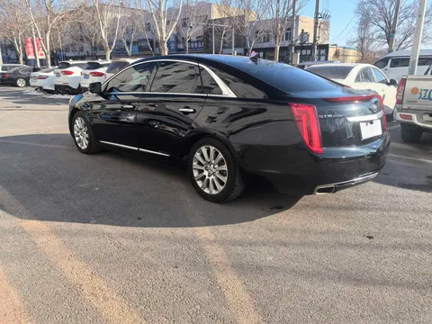 Cadillac XTS