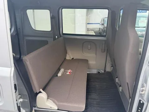 Nissan Clipper