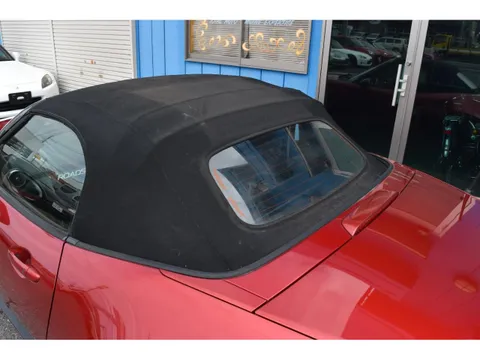 Mazda MX-5 (Roadster)