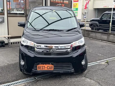 Mitsubishi eK Custom