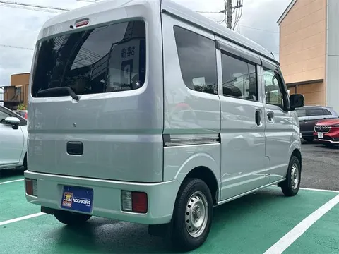 Nissan Clipper