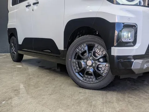 Mitsubishi Delica Mini