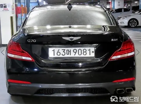 Genesis G70