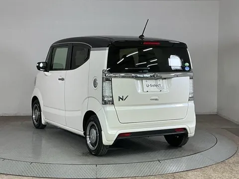 Honda N-BOX Slash