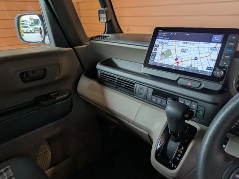Honda N-BOX Joy