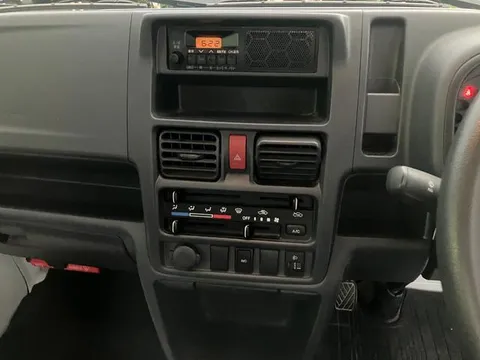 Nissan Clipper Truck