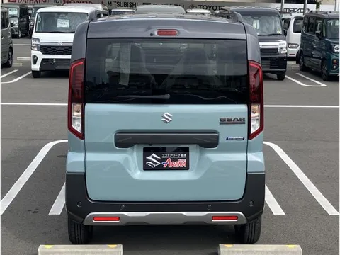 Suzuki Spacia Gear