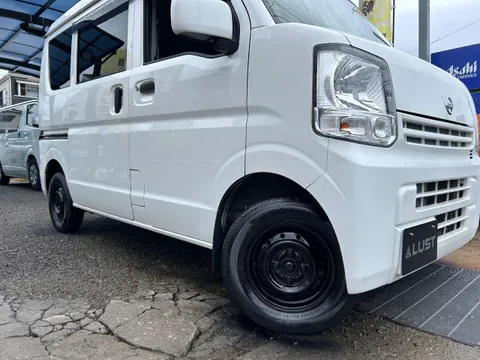 Nissan Clipper