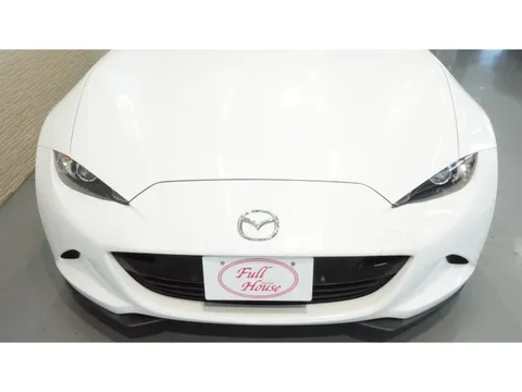 Mazda MX-5 (Roadster)