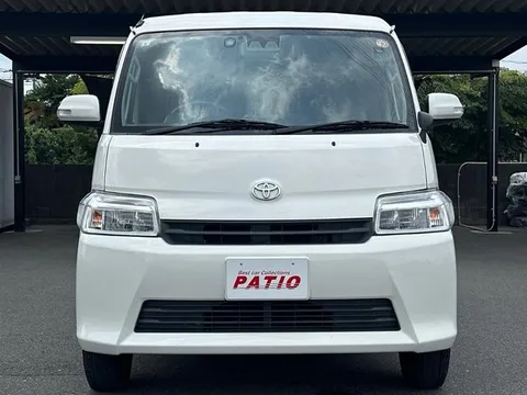 Toyota TownAce Van