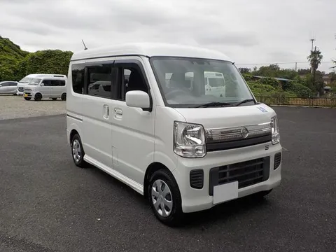 Nissan Clipper Rio
