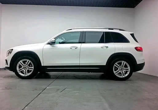 Mercedes-Benz Mercedes-Benz GLB