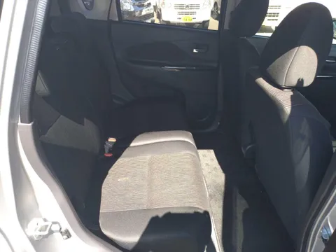 Mitsubishi eK Custom