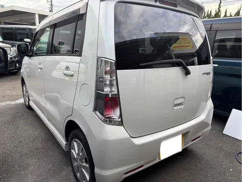 Suzuki Wagon R Stingray
