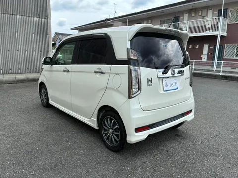 Honda N-WGN Custom