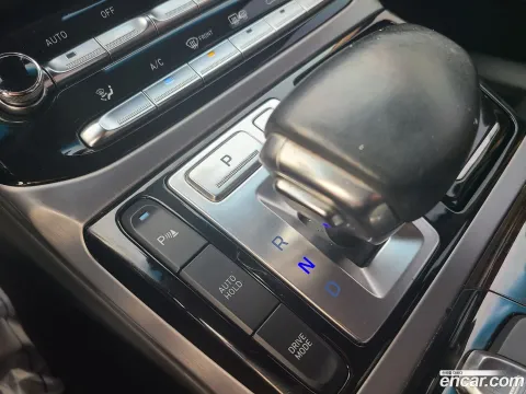Genesis G90 (EQ900)