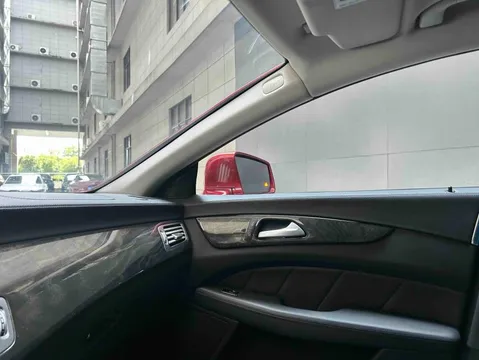 Mercedes-Benz Mercedes-Benz CLS
