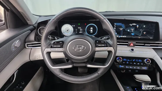 Hyundai Elantra (Avante)