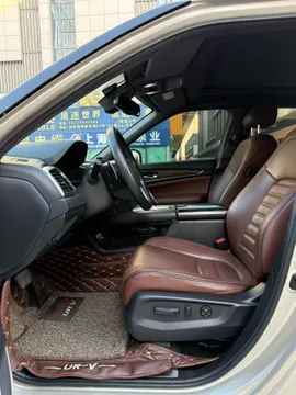 Honda UR-V