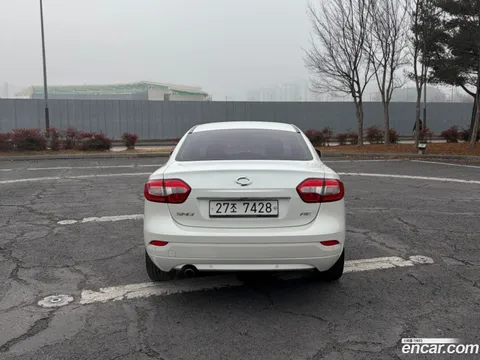 Renault SM3