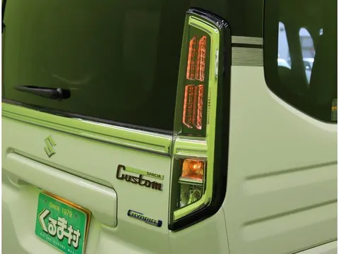 Suzuki Spacia
