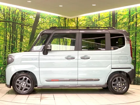 Suzuki Spacia Gear