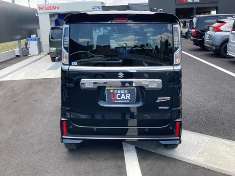 Suzuki Spacia Custom