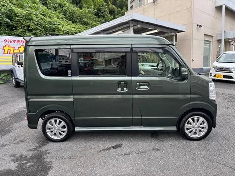 Nissan Clipper Rio