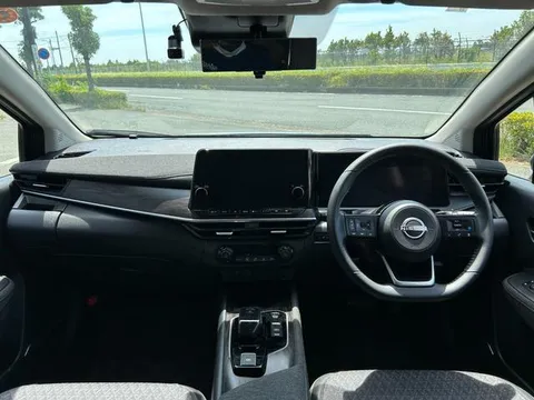 Nissan Note Aura
