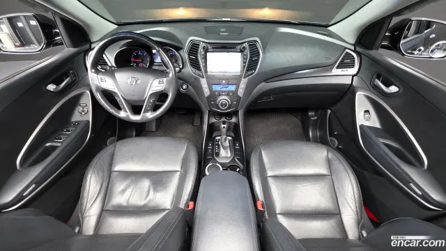 Hyundai Grand Santa Fe (Maxcruz)