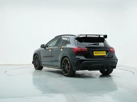 Mercedes-Benz Mercedes-Benz GLA
