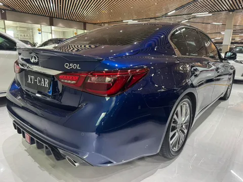 Infiniti Q50L