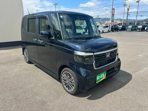 Honda N-BOX Custom