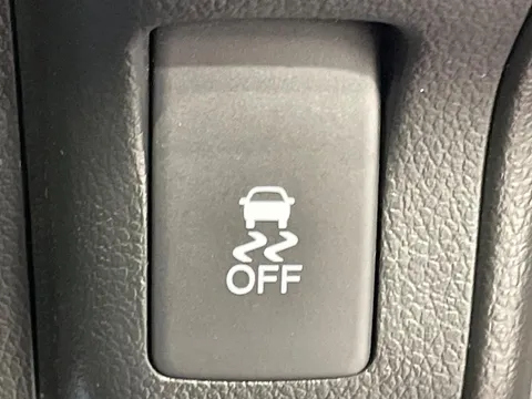 Honda N-BOX Slash