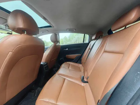 Kia KX